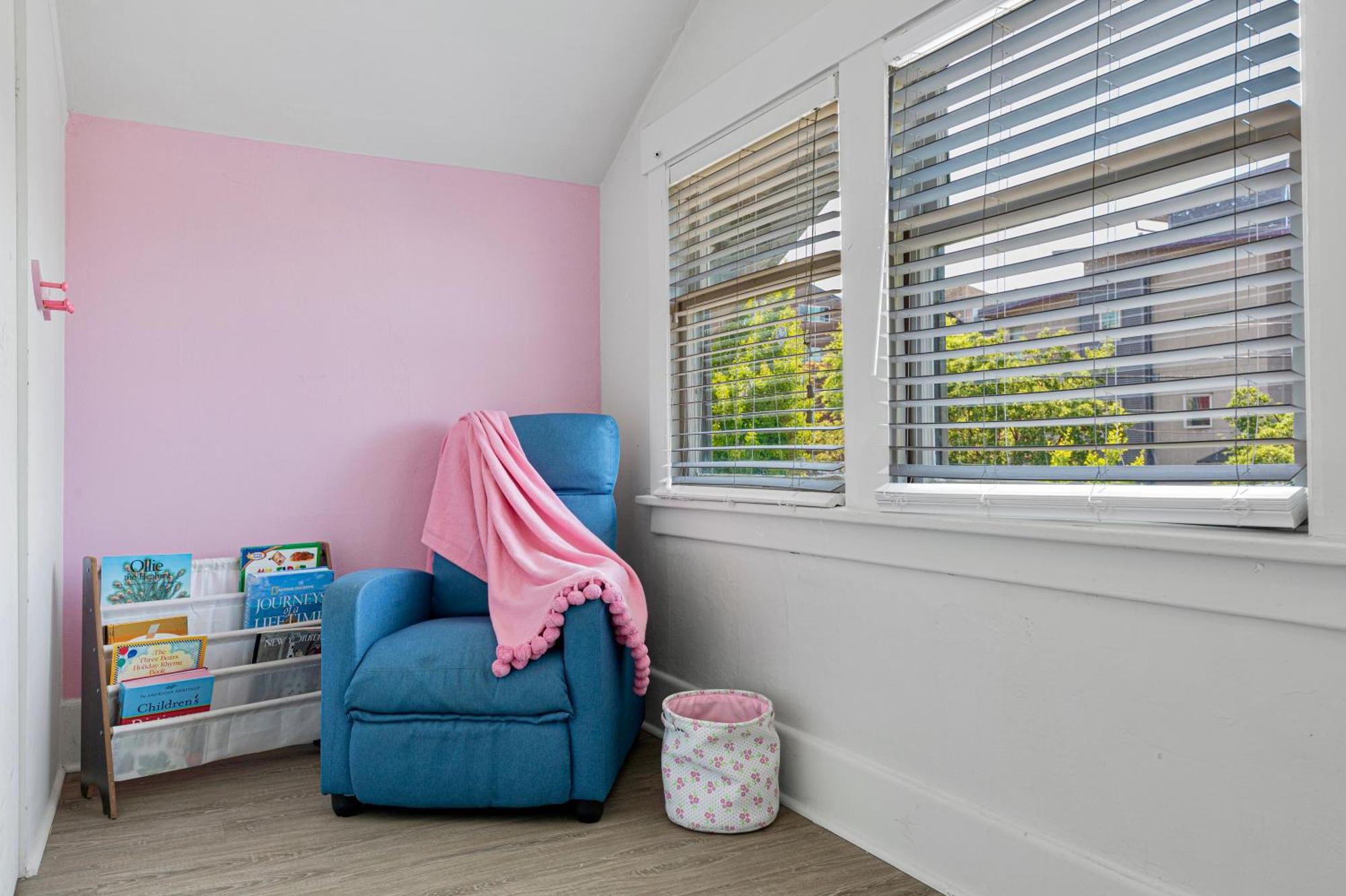 Vintage 3 Bedroom Home In Prime Eastlake Seattle With Private Parking 外观 照片